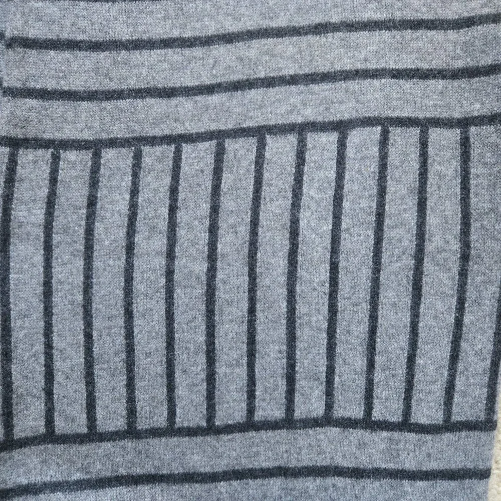 Qi Cashmere Scarf Grey Black